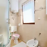 House Prica בית הארחה 3*