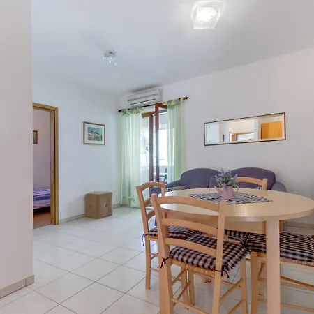 Guest house House Prica Mali Losinj