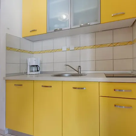 Guest house House Prica 3*