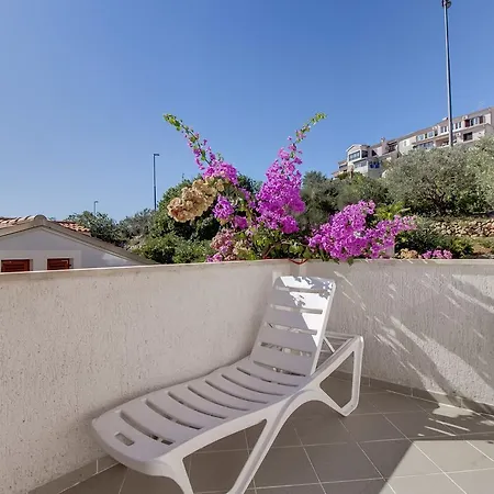 House Prica Pensiune 3*