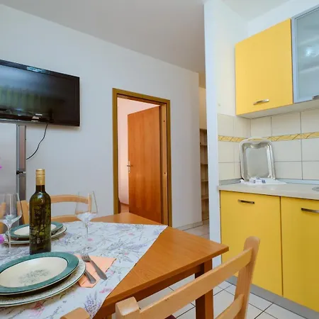 House Prica Pensionat Mali Lošinj