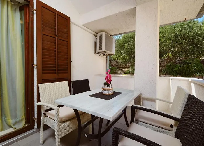 House Prica Πανσιόν