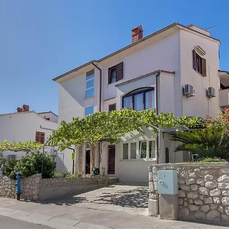 House Prica Pensiune Mali Lošinj